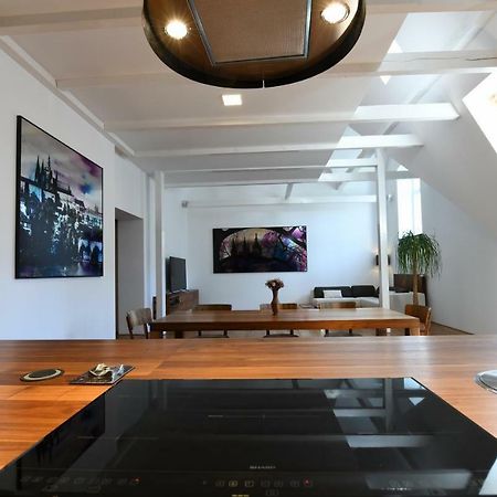 Loft Appartamento Praga Esterno foto